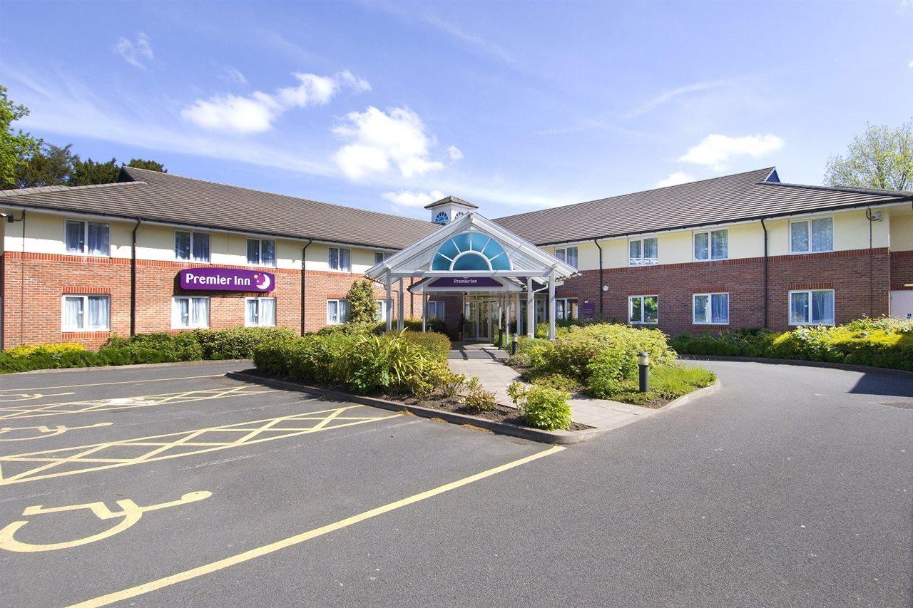 Premier Inn Birmingham South - Hall Green エクステリア 写真