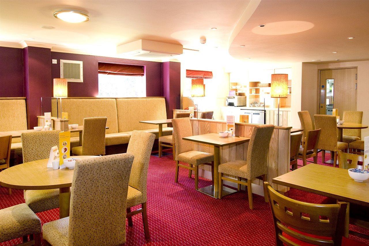 Premier Inn Birmingham South - Hall Green エクステリア 写真