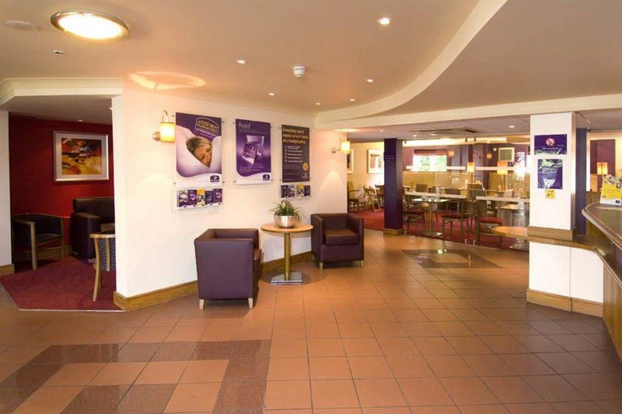 Premier Inn Birmingham South - Hall Green エクステリア 写真