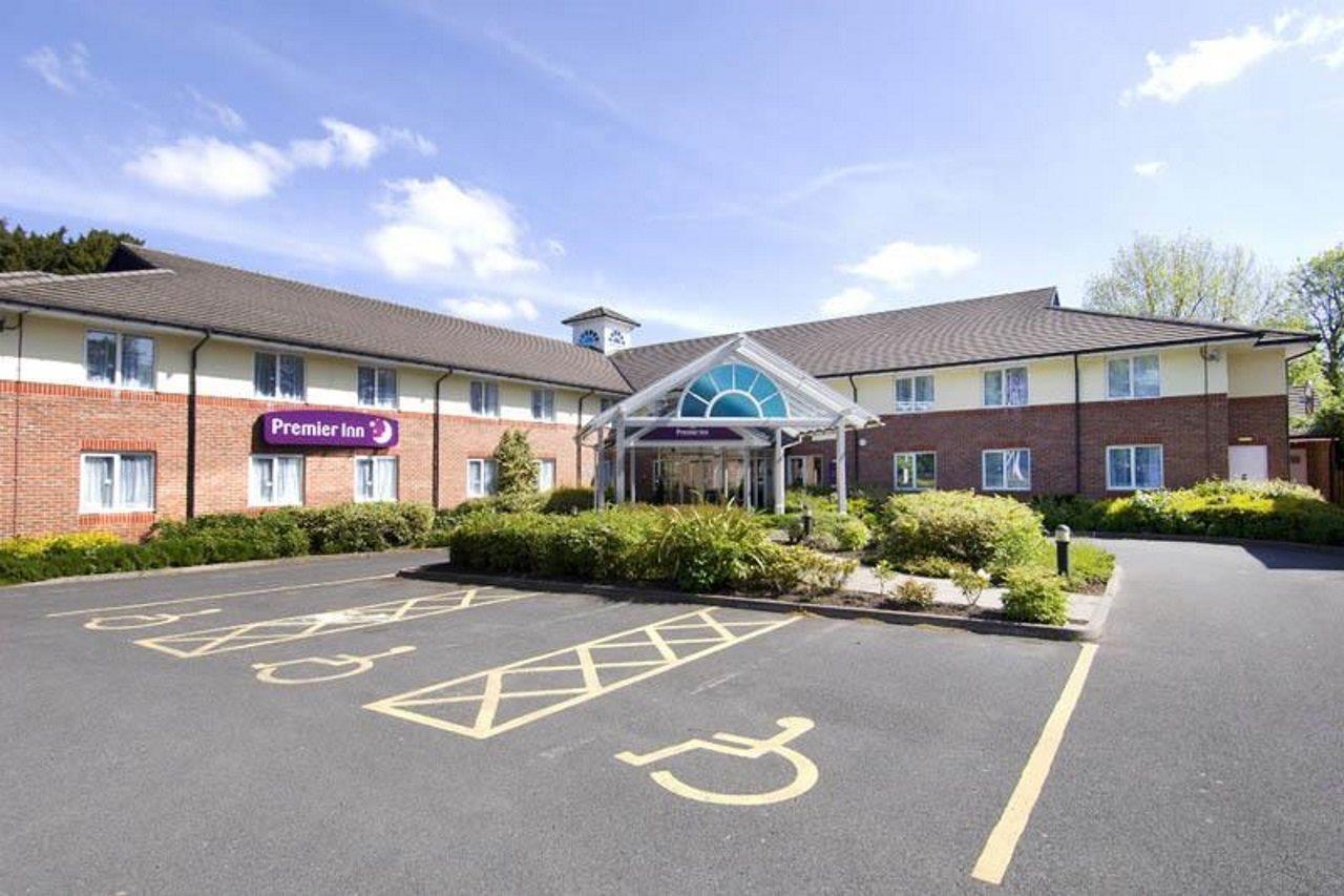 Premier Inn Birmingham South - Hall Green エクステリア 写真